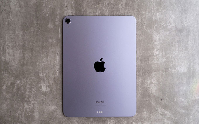 iPad Air 2022 bị người mua phàn nàn về chất lượng gia công và tiếng ồn
