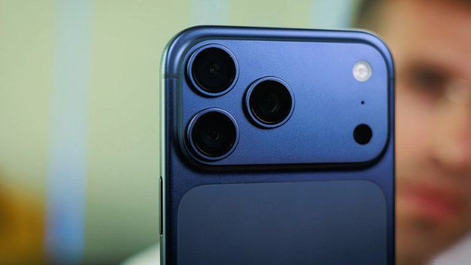 Camera chính hỗ trợ khẩu độ thay đổi lần đầu xuất hiện trên iPhone