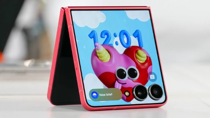 Thiết kế Galaxy Z Flip 7