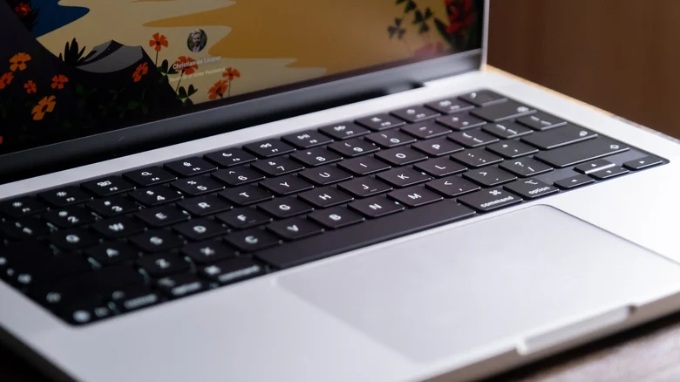 Bàn phím trên MacBook Pro M5 Max vẫn sử dụng Magic Keyboard