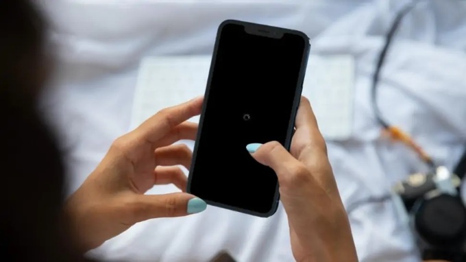 Điện thoại thường xuyên tắt nguồn đột ngột