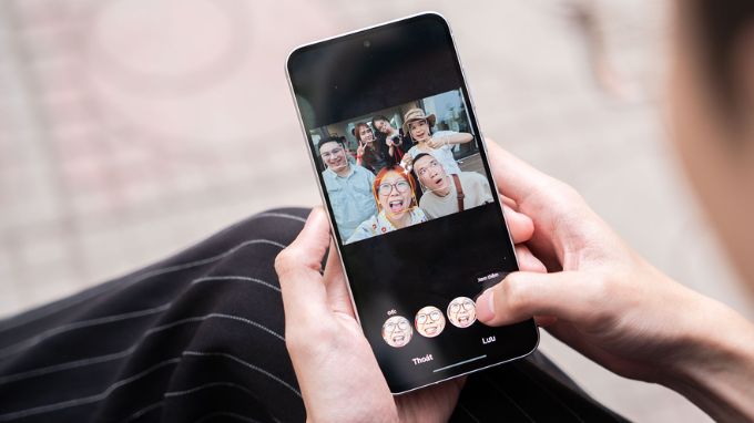 Mẹo chụp ảnh nhóm trên Galaxy A56 với tính năng Best Face