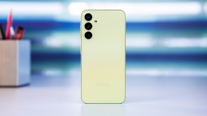 Samsung Galaxy A25 5G nổi bật trong phân khúc tầm trung nhờ hiệu năng ổn định