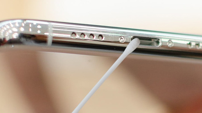 Vệ sinh và và kiểm tra thiết bị định kỳ