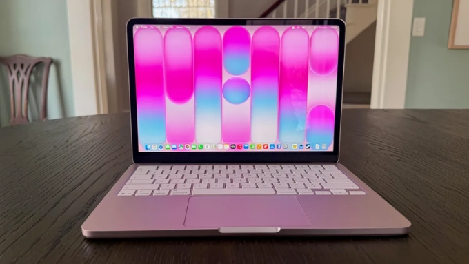 Màn hình Liquid Retina 13 inch hiển thị sắc nét