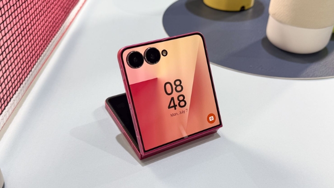 Galaxy Z Flip 8 hướng đến sự gọn gàng và linh hoạt