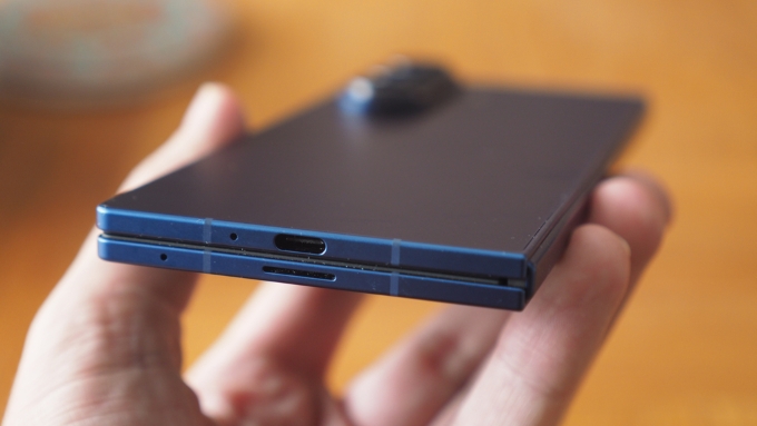 Thời lượng pin của 2 máy sẽ phụ thuộc nhiều vào thói quen sử dụng