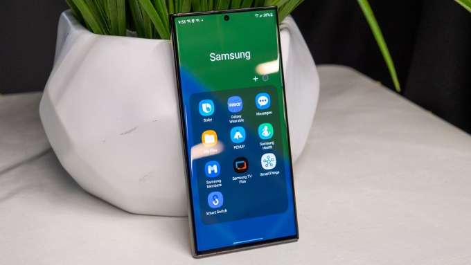 Galaxy-S23-Ultra-dien-thoai-man-hinh-cong-xtmobile