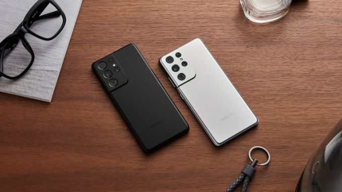 Nên mua Galaxy S21 Ultra cũ 99% bản Mỹ hay Hàn?