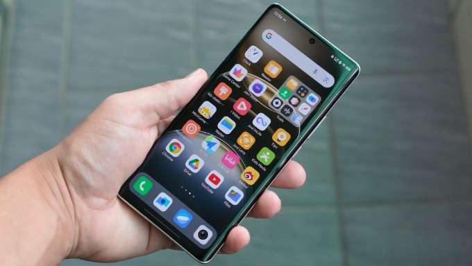 Vivo X100 Ultra là một trong những lựa chọn đáng giá nhất khi nhắc tới điện thoại màn hình cong tràn viền