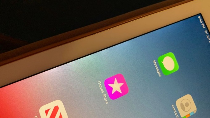 Trường hợp do viền màn hình iPad bị sai kích thước