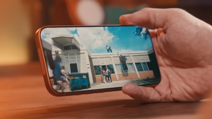 Khu vực Dynamic Island vẫn là nơi trú ngụ của hệ thống Face ID 