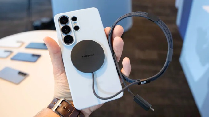 Pin không đổi nhưng sạc nhanh hơn