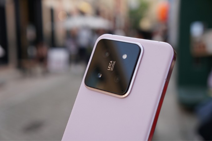 Mặt lưng sau của Xiaomi 14