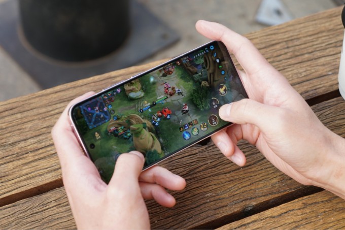 Hiệu năng tổng thể mạnh mẽ