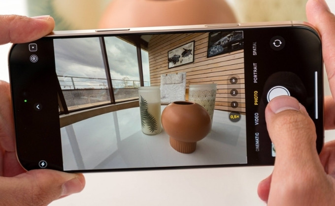 Đánh giá iPhone 16 Pro về camera